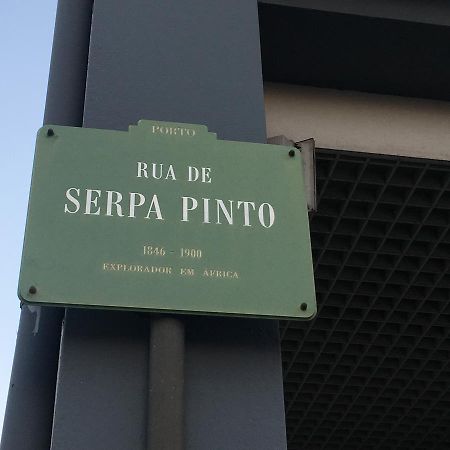 Invicta House Serpa Pinto Porto Exterior photo
